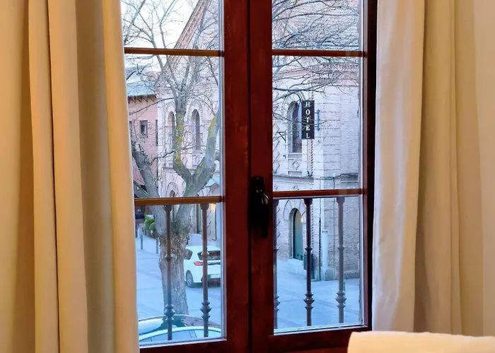 Santa Maria La Blanca Toledo